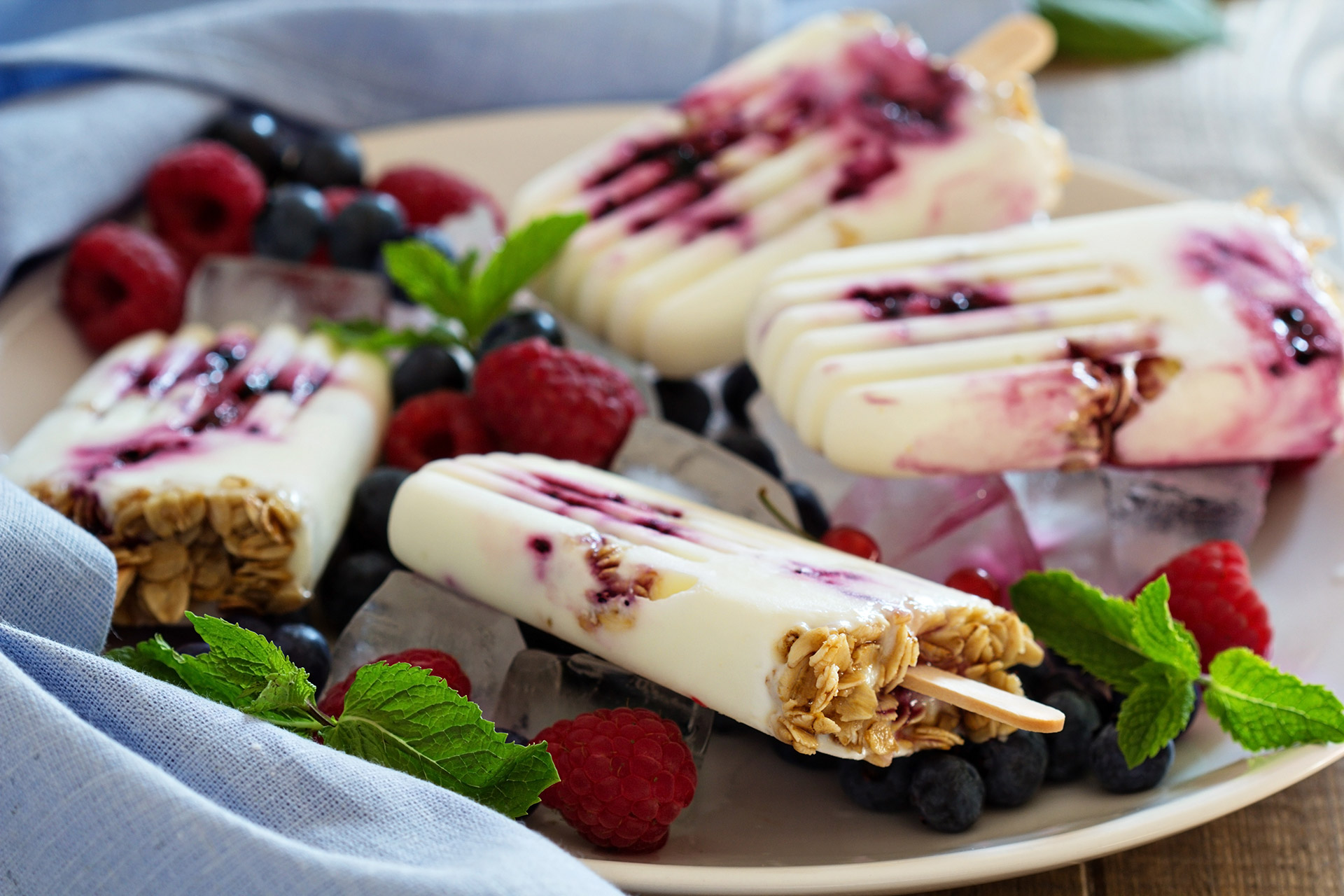 Frozen Yogurt Sticks With Oats Recipe