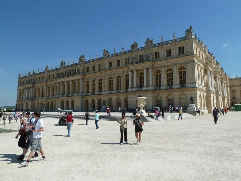 iconic-landmarks-in-France